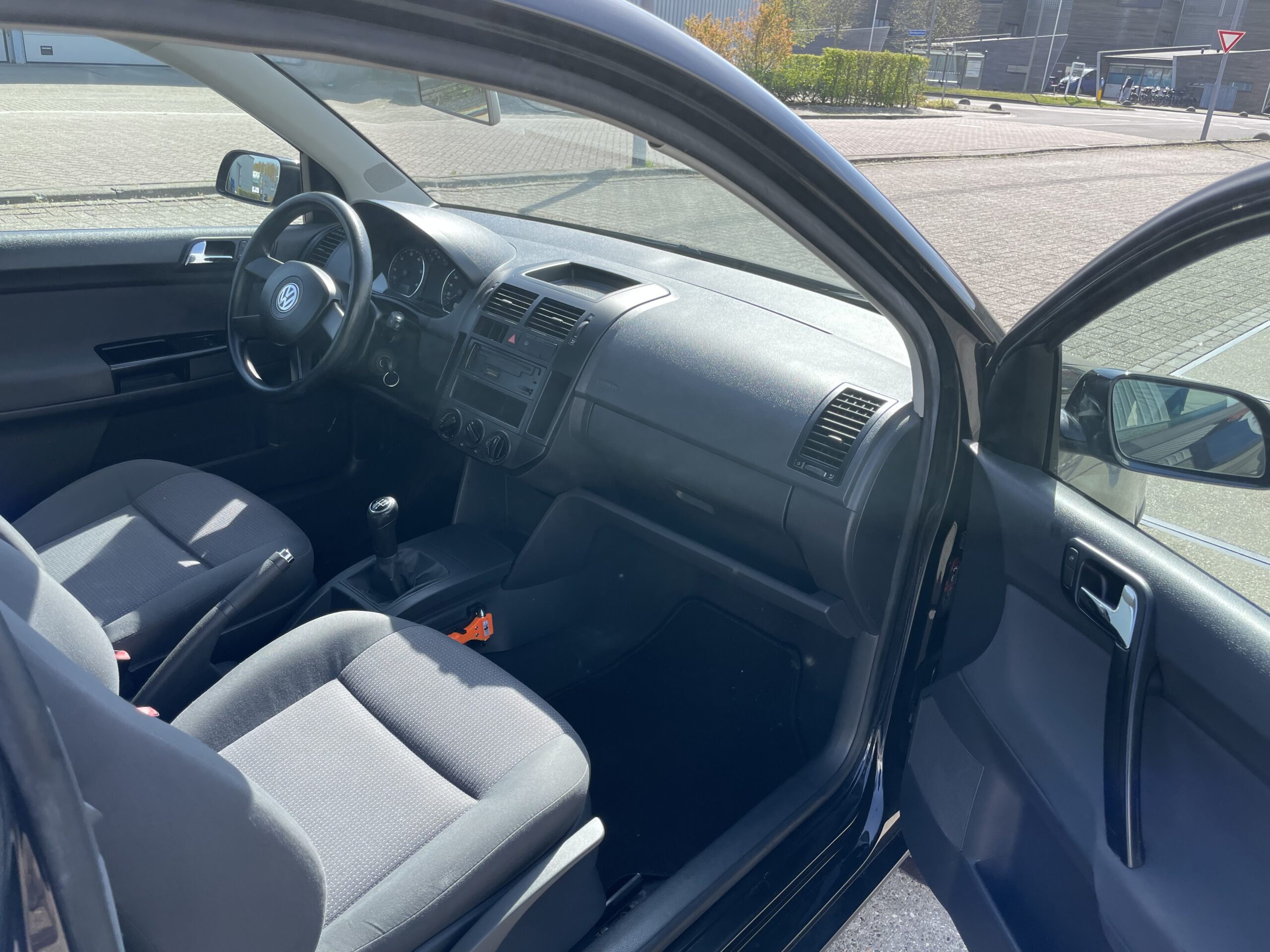 VW POLO  BJ 2005 1.4 16V BENZINE  185732 KM. NAP APK TOT 9-6-2023