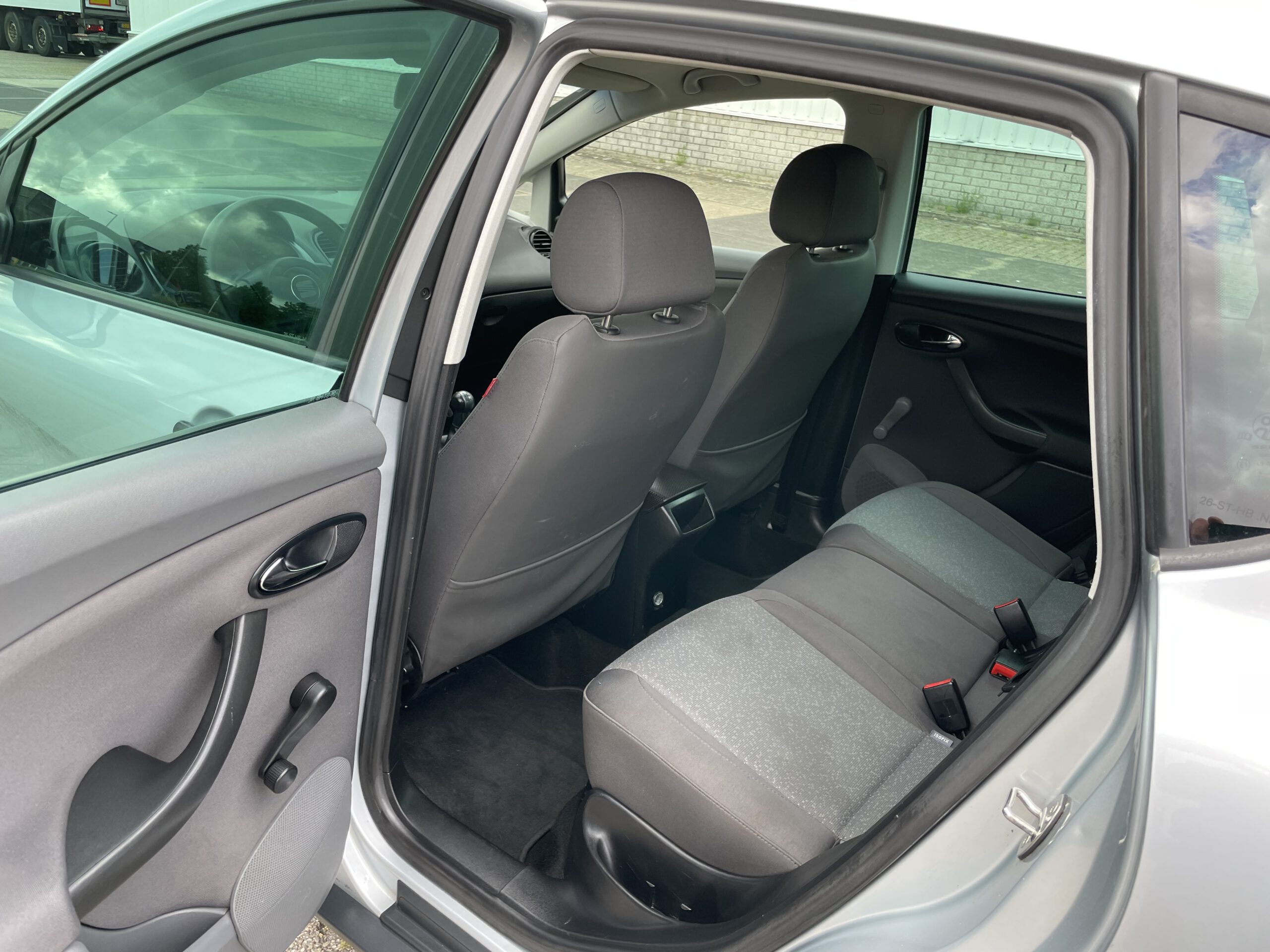 2006 BJ. SEAT ALTEA  1.6 BENZINE REFERENCE 232595  KM. APK 2023  AIRCO NAP