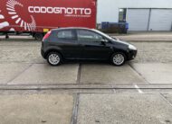 2006 BJ fiat punto 1.4 benzine km.242137 nap. apk tot 27-12-2023