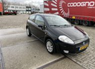 2006 BJ fiat punto 1.4 benzine km.242137 nap. apk tot 27-12-2023