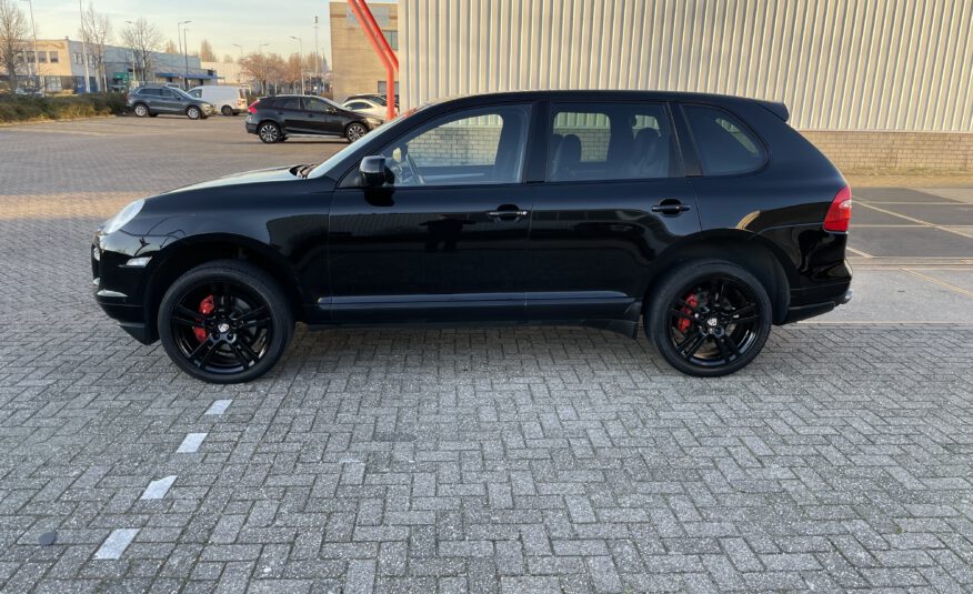 2008 BJ porsche cayenne gts uitvoering 3.6 benzine bj. 2008 km. 273497 apk 04-05-2024