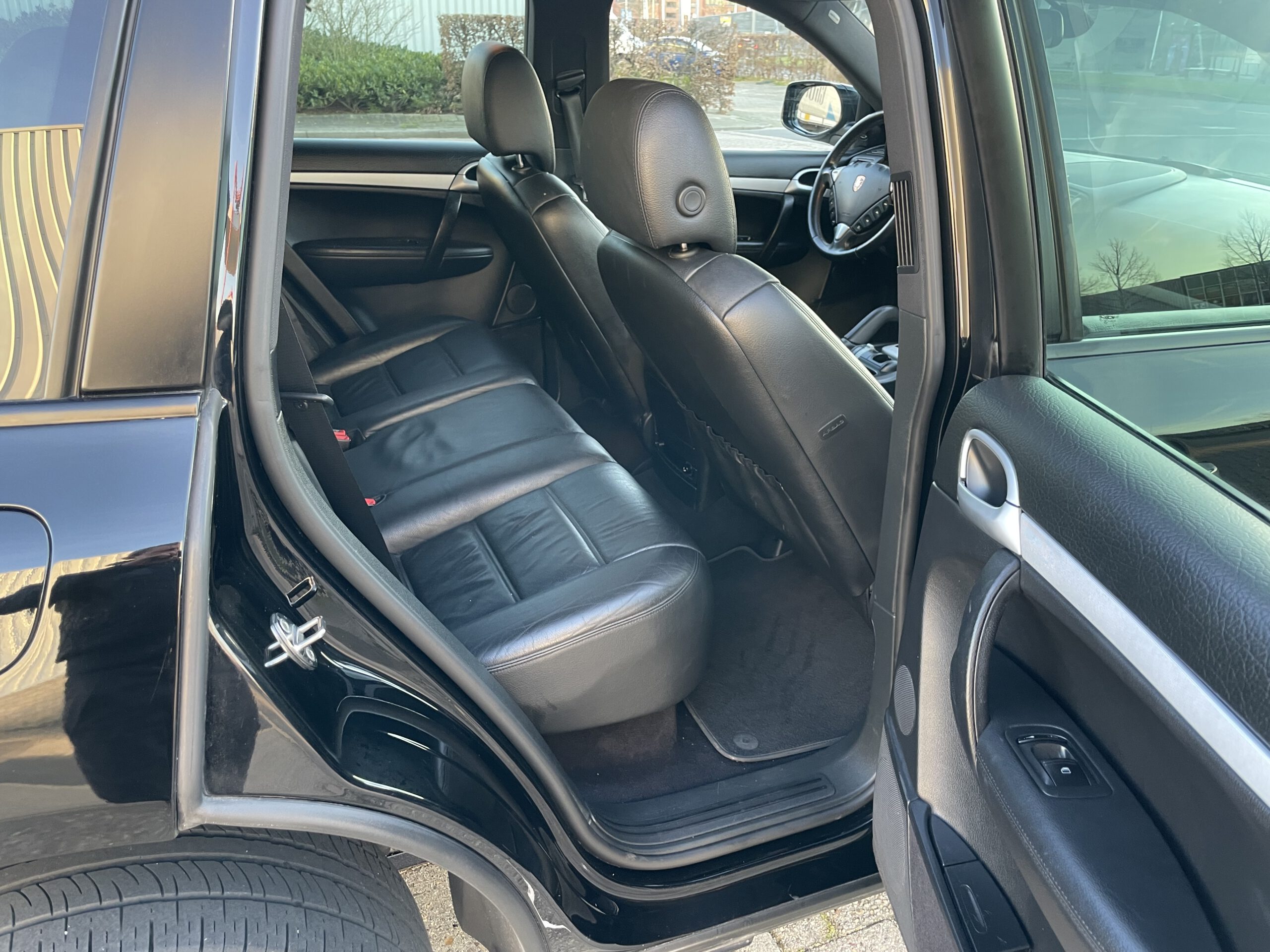 2008 BJ porsche cayenne gts uitvoering 3.6 benzine bj. 2008 km. 273497 apk 04-05-2024