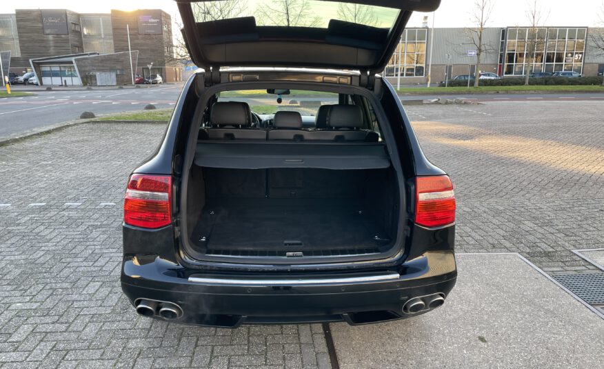 2008 BJ porsche cayenne gts uitvoering 3.6 benzine bj. 2008 km. 273497 apk 04-05-2024