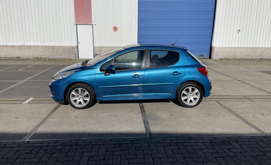 2008 BJ peugeot 207 1.6 vti benzine bj.2008 km. 181169 apk 13-04-2024 airco, nap, cruise control,