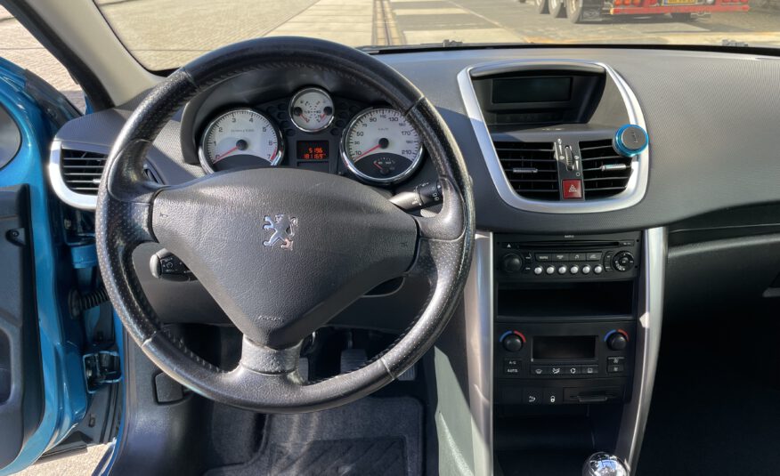 2008 BJ peugeot 207 1.6 vti benzine bj.2008 km. 181169 apk 13-04-2024 airco, nap, cruise control,