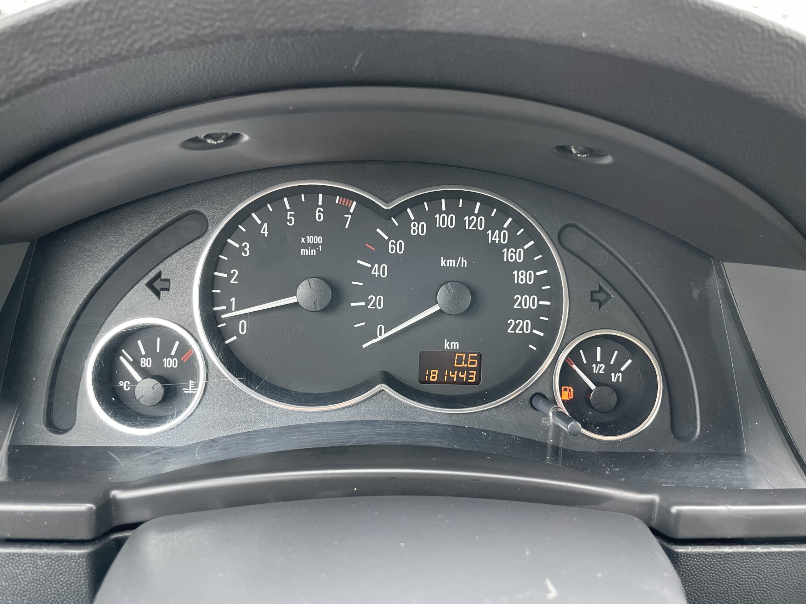 2005 BJ opel meriva 1.6 16v 2005 km. 181443 apk 05-04-2024