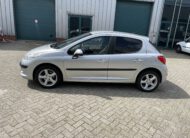 2009 BJ peugeot 207 1.4 16v benzine 5 dr bj.2009 5 deurs km. 275446 apk tot 20-9-2023