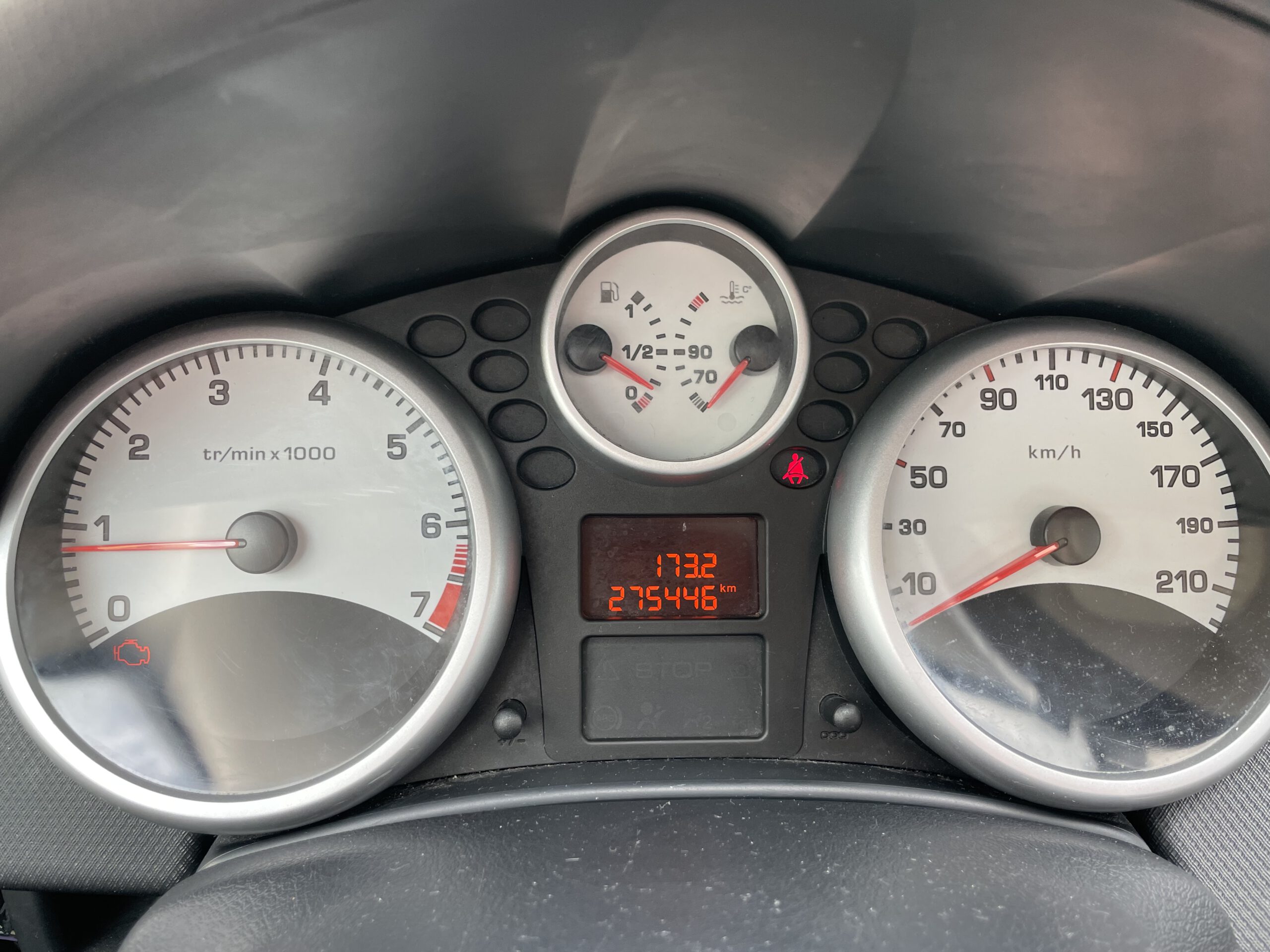 2009 BJ peugeot 207 1.4 16v benzine 5 dr bj.2009 5 deurs km. 275446 apk tot 20-9-2023