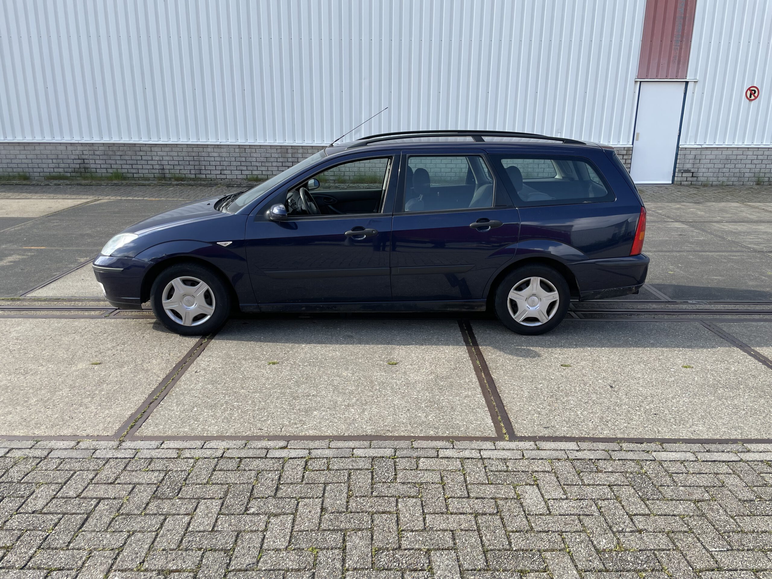 2002 BJ ford focus bj 2002 1.6 16v benzine km. 184524 apk 09-05-2024