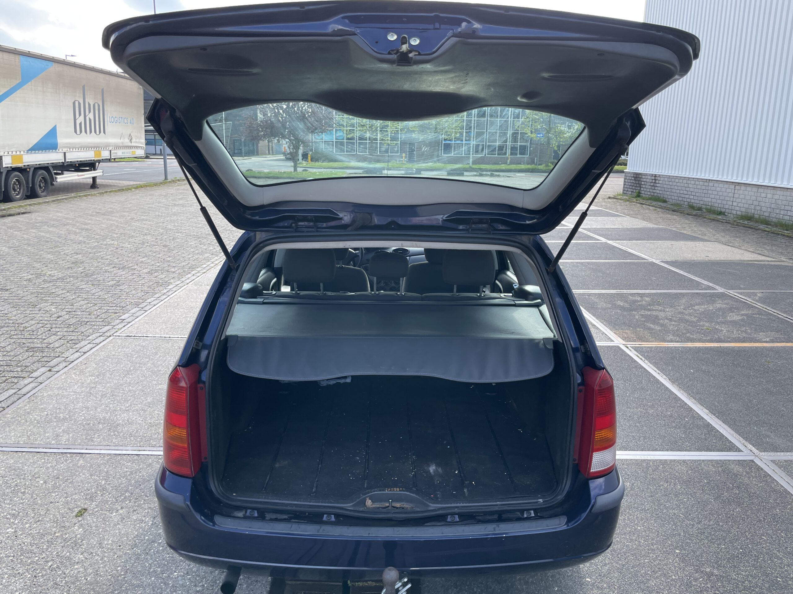 2002 BJ ford focus bj 2002 1.6 16v benzine km. 184524 apk 09-05-2024