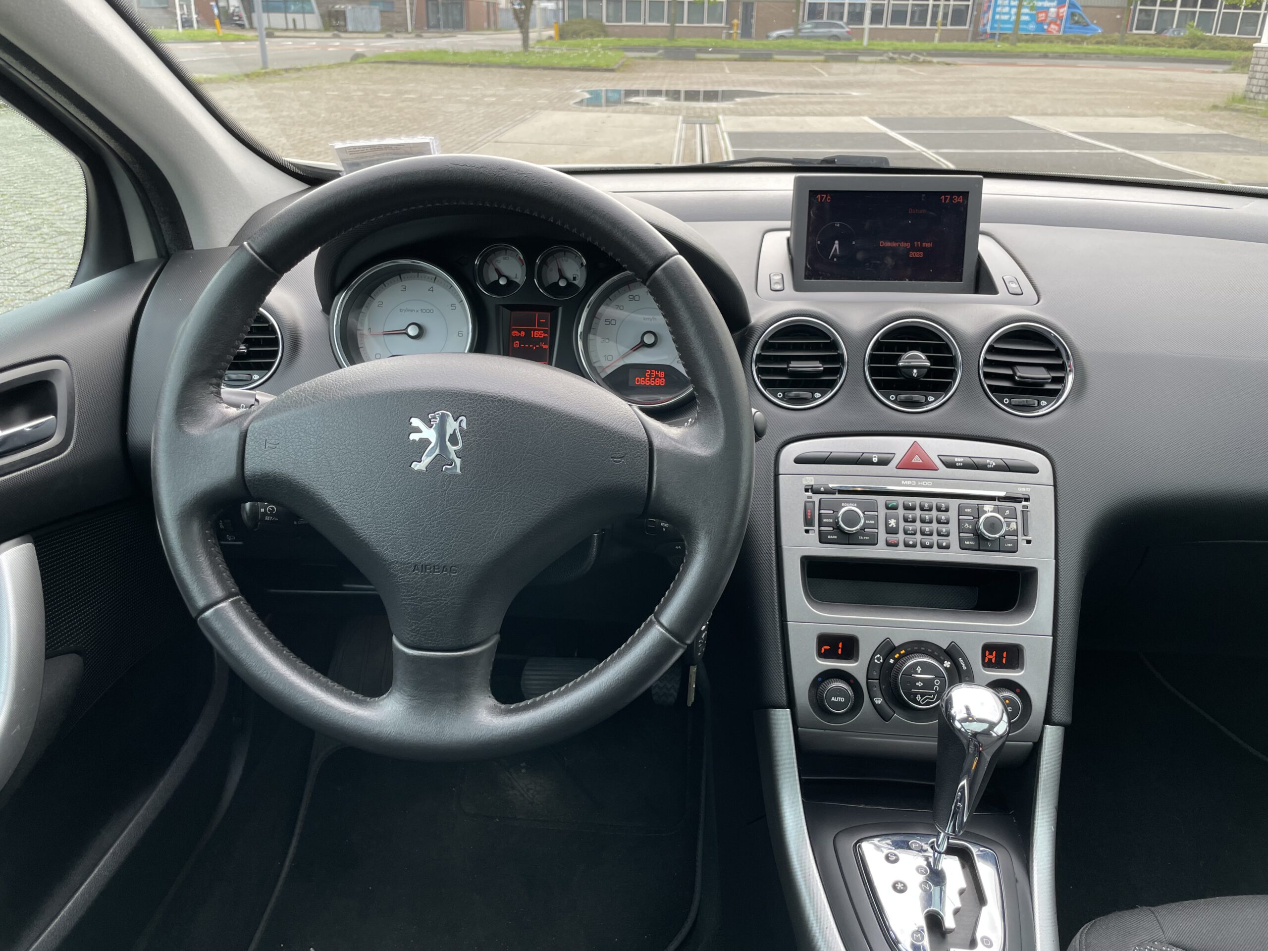 2008 BJ peugeot 308 sw 1.6 vti benzine km. 66688 automaat panorama